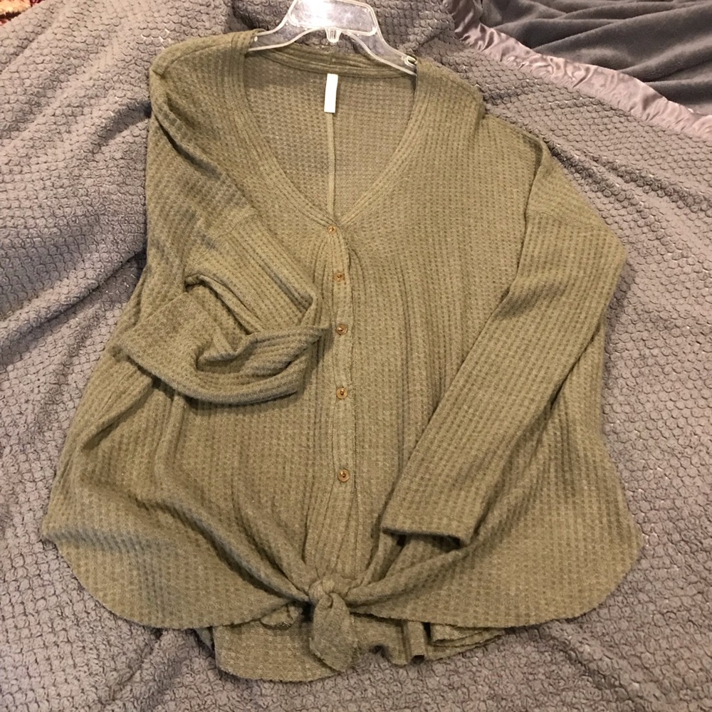 Jessa Kate olive waffle tie top